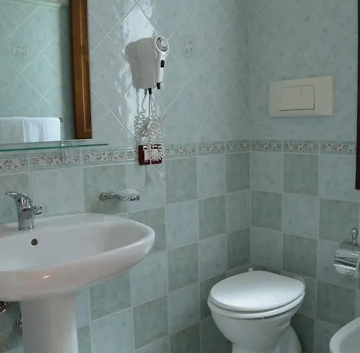 Serenity 3* 卡斯泰卢佐