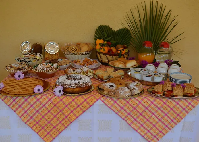 住宿加早餐酒店 Serenity 卡斯泰卢佐